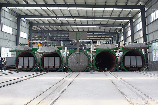 pneumatic-opening autoclave1.jpg